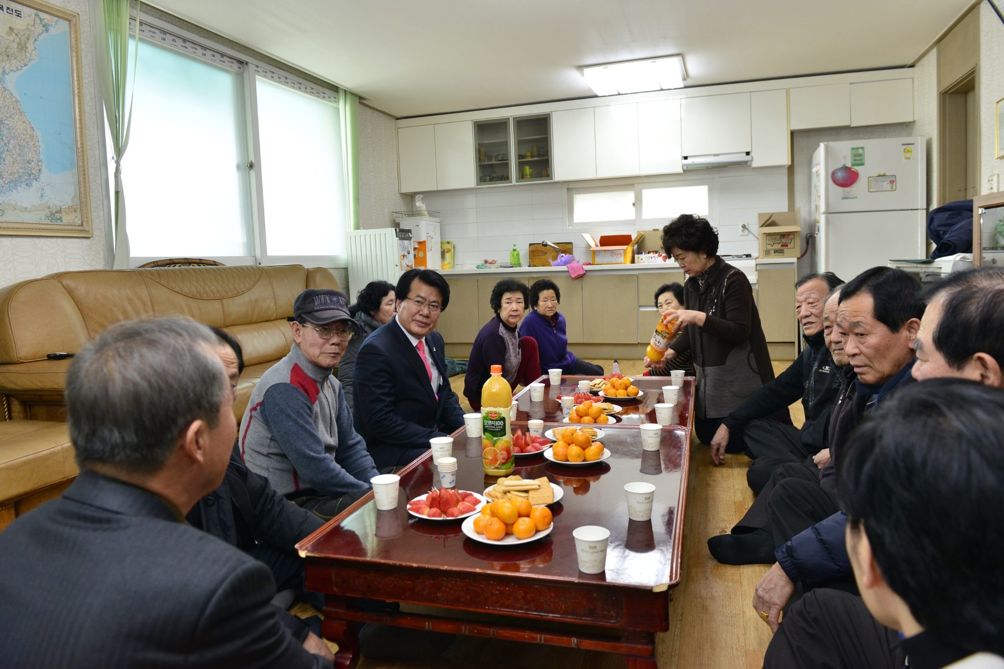 용두동 시정설명회 현장방문 하소1통 경로당 방문 이미지 3